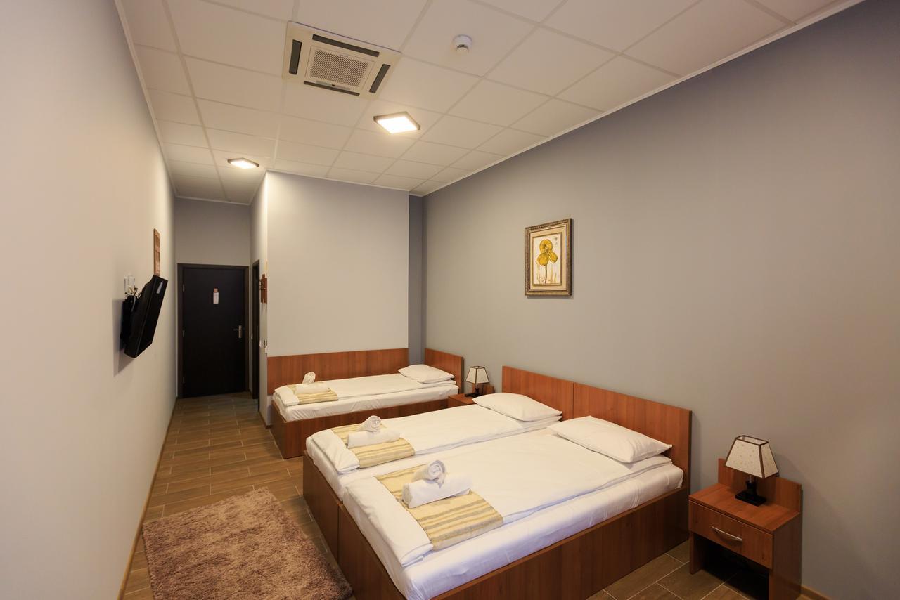 guidance theater Corresponding to HOTEL CORNER CENTER RENTAL BUZAU 3* (Romania) - from US$ 40 | BOOKED